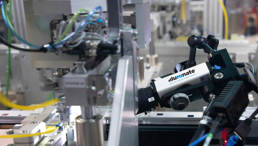 lluminate™ Manufacturing Intelligence Ausrüstung an der Produktionslinie