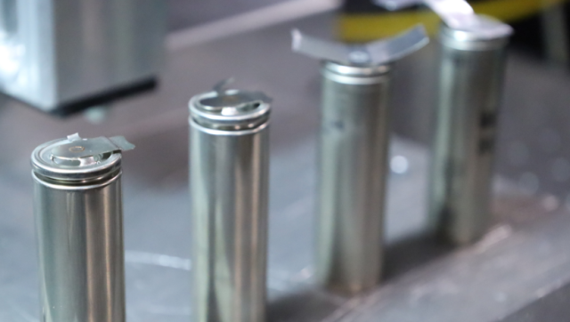 Example of laser welding on battery cell